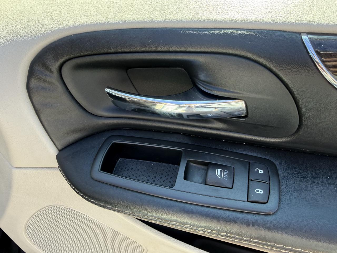 Chrysler Town & Country Touring 2015