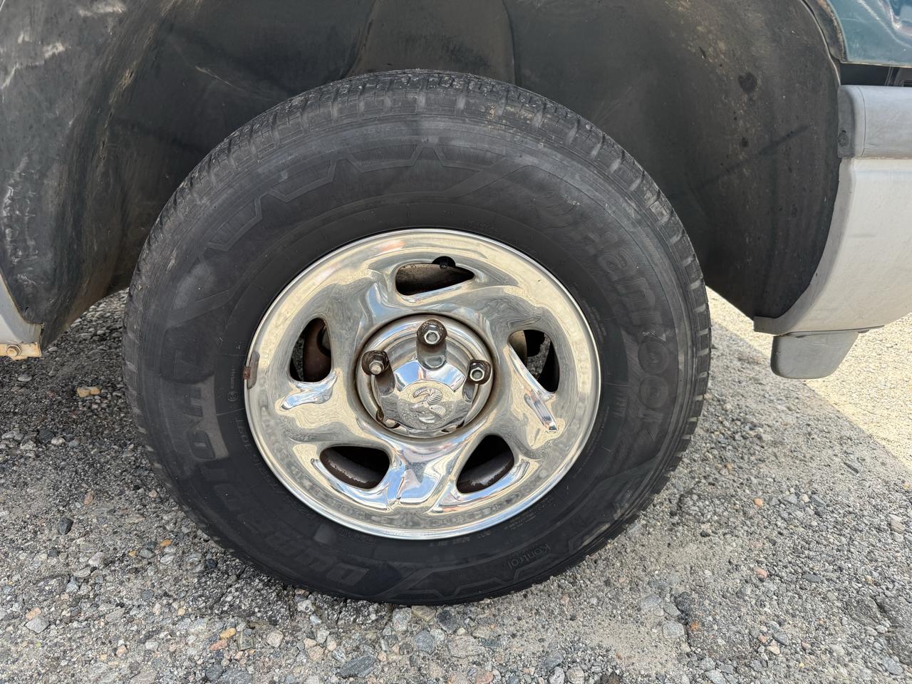 Dodge Ram 1500 Reg. Cab Short Bed 2WD 1999