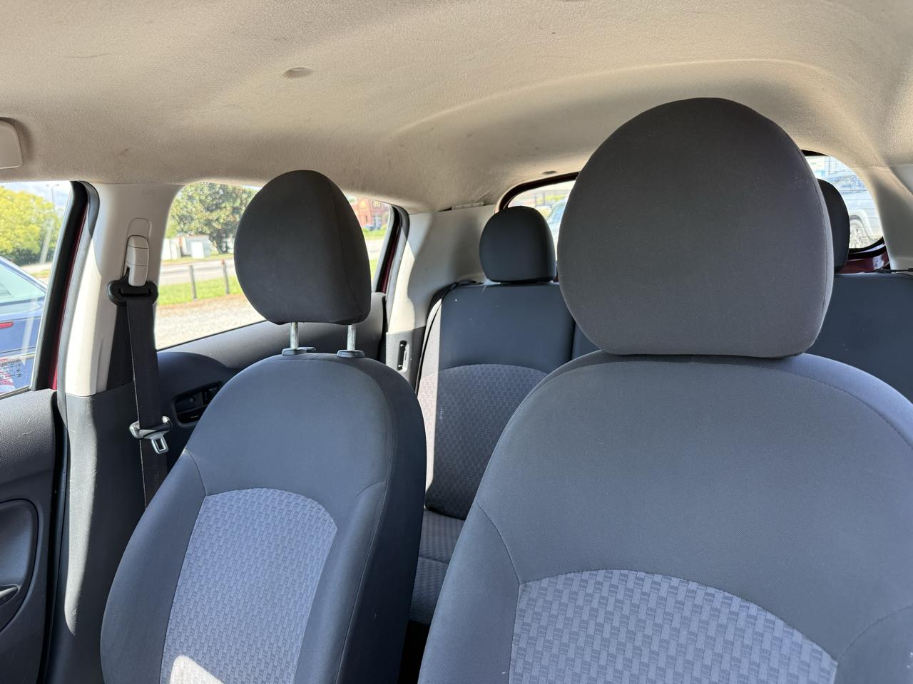 Mitsubishi Mirage ES 5M 2017
