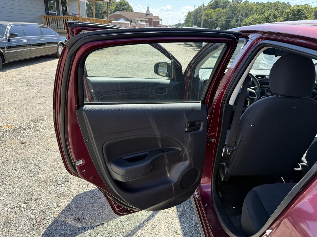 Mitsubishi Mirage ES 5M 2017