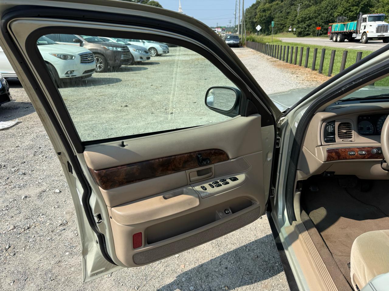 Mercury Grand Marquis GS 2004