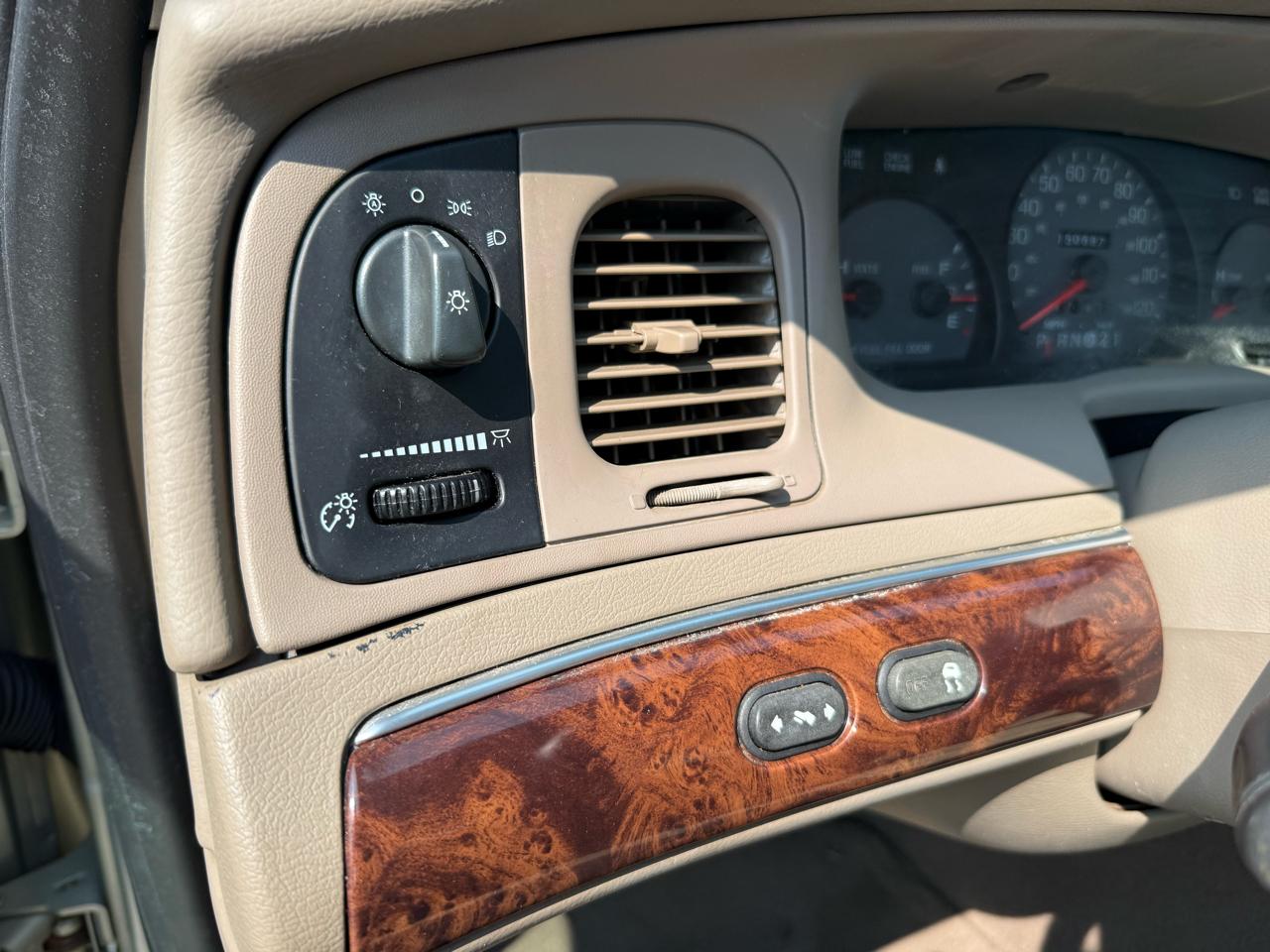 Mercury Grand Marquis GS 2004