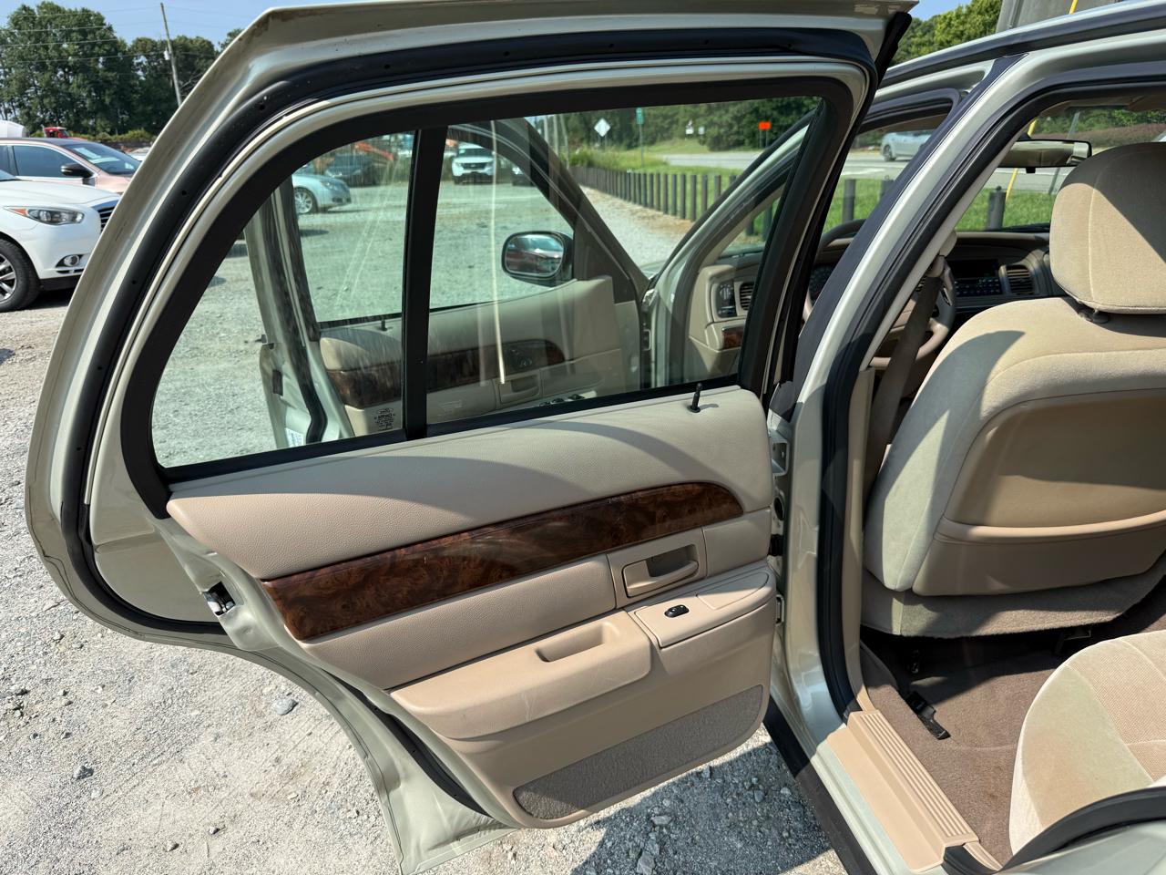 Mercury Grand Marquis GS 2004
