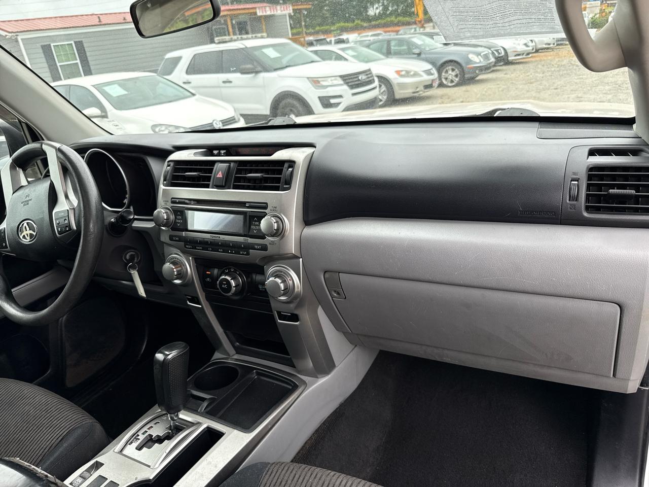 Toyota 4Runner SR5 2WD V6 2010