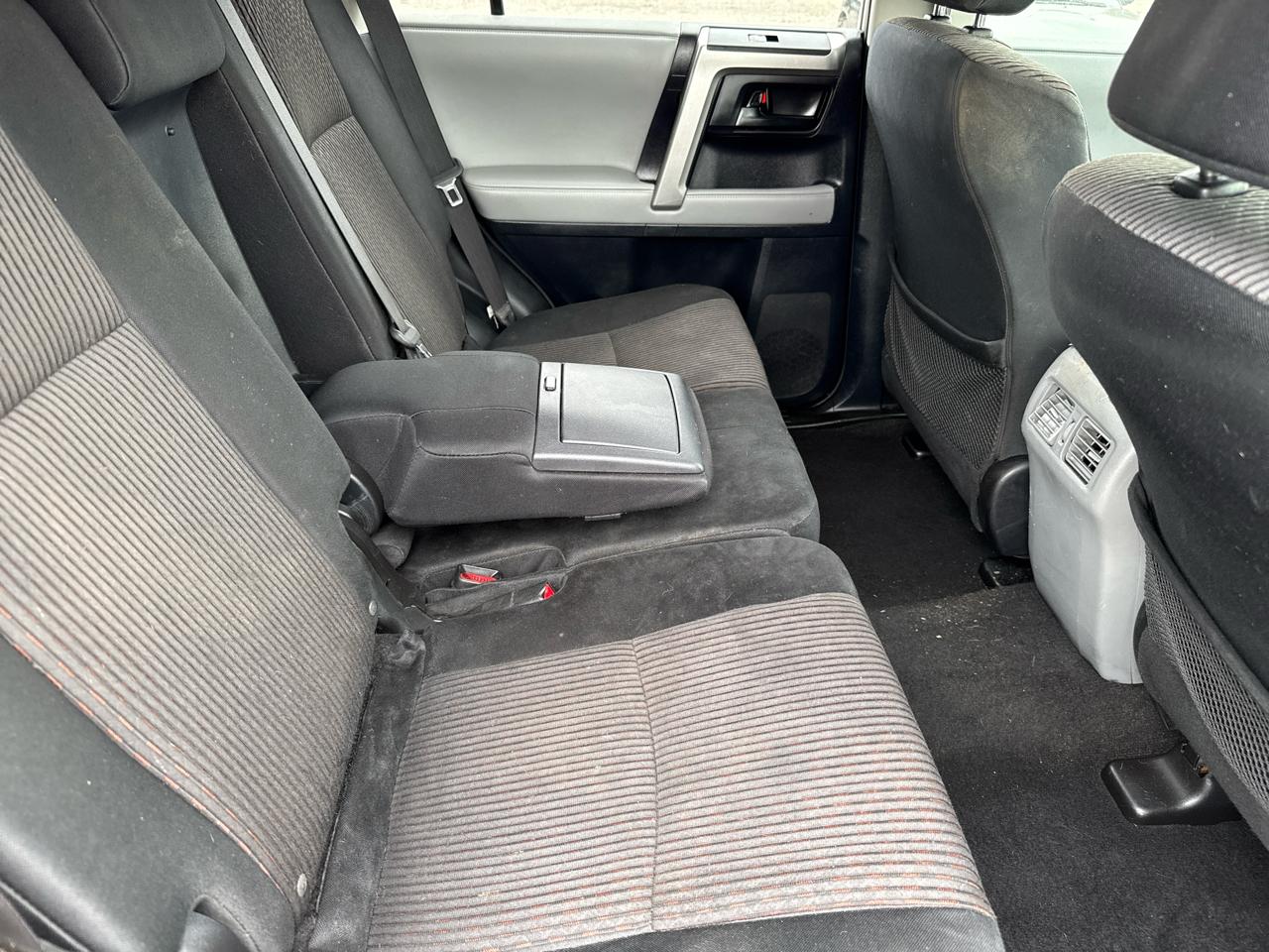 Toyota 4Runner SR5 2WD V6 2010