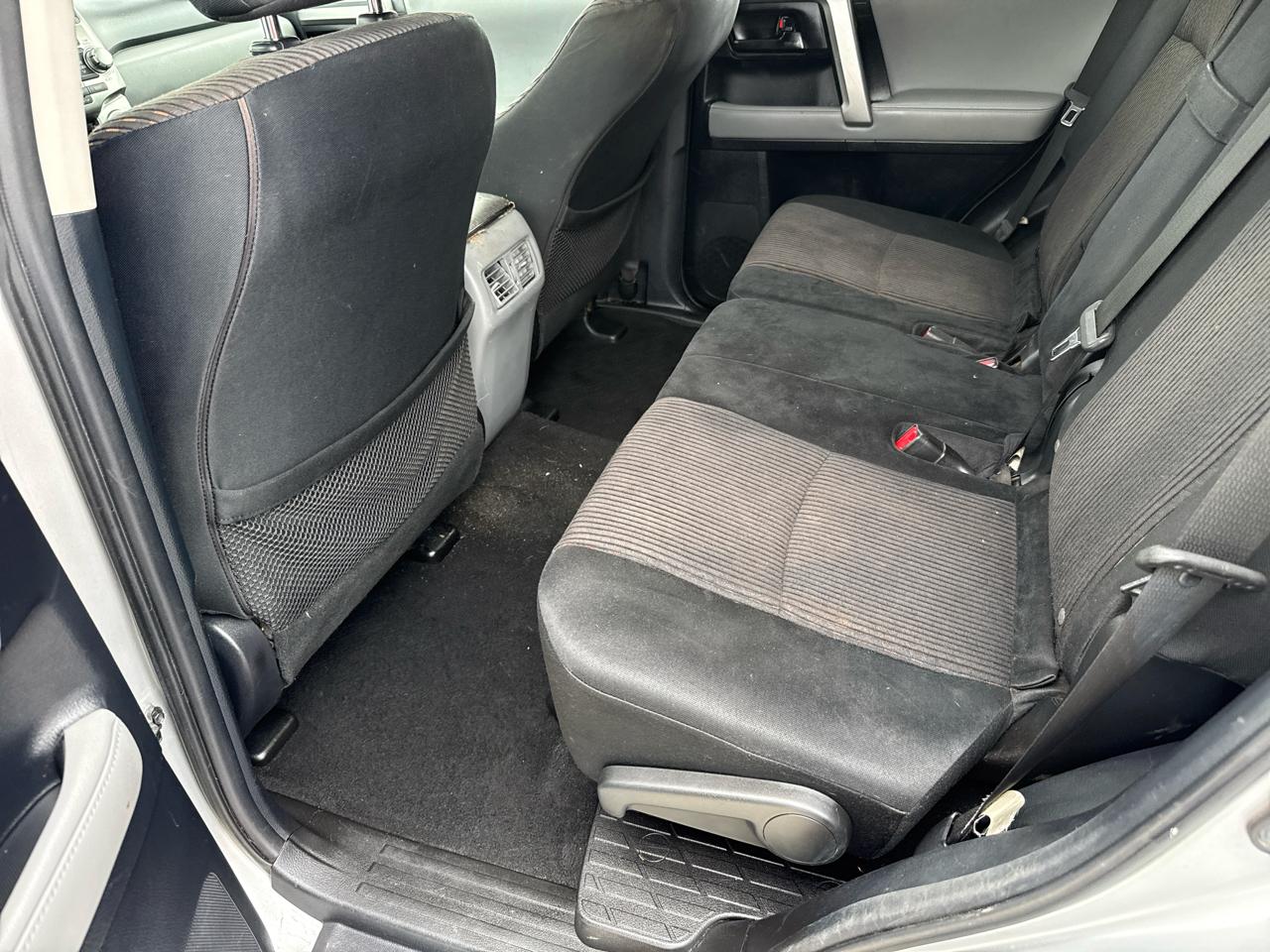 Toyota 4Runner SR5 2WD V6 2010