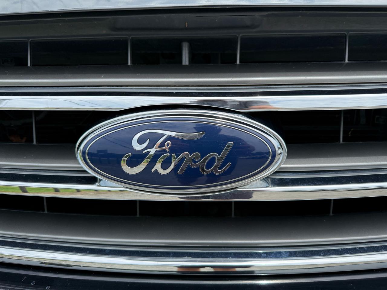 Ford Expedition Limited 2WD 2017