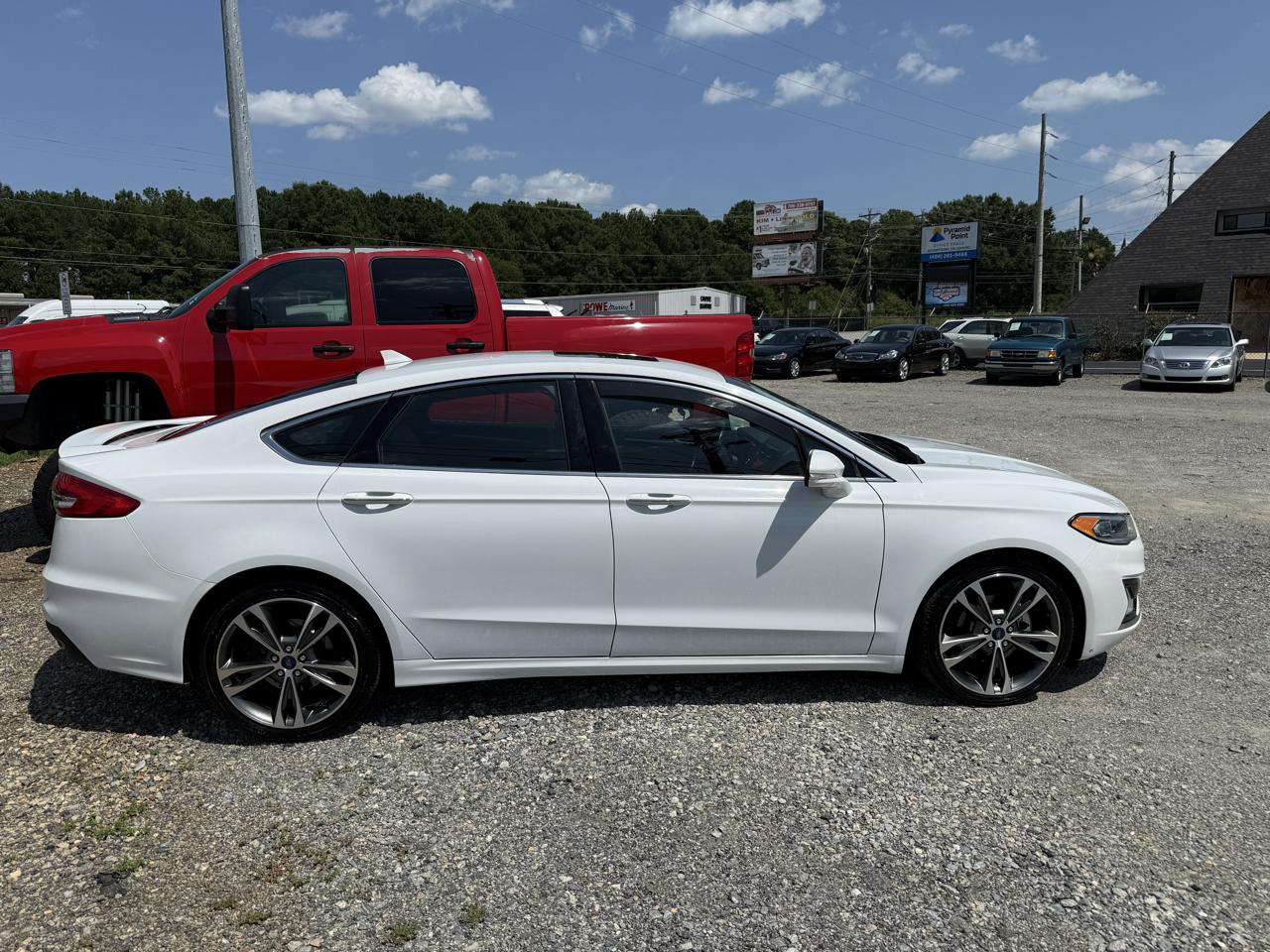 Ford Fusion Titanium 2020