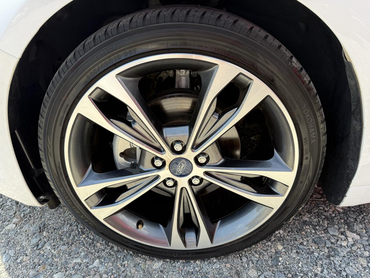 Ford Fusion Titanium 2020