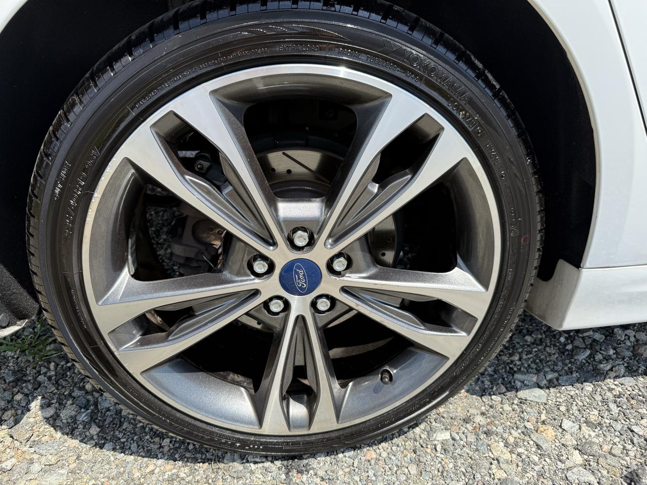Ford Fusion Titanium 2020