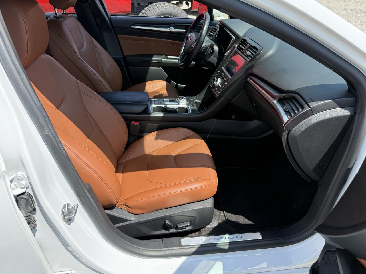 Ford Fusion Titanium 2020