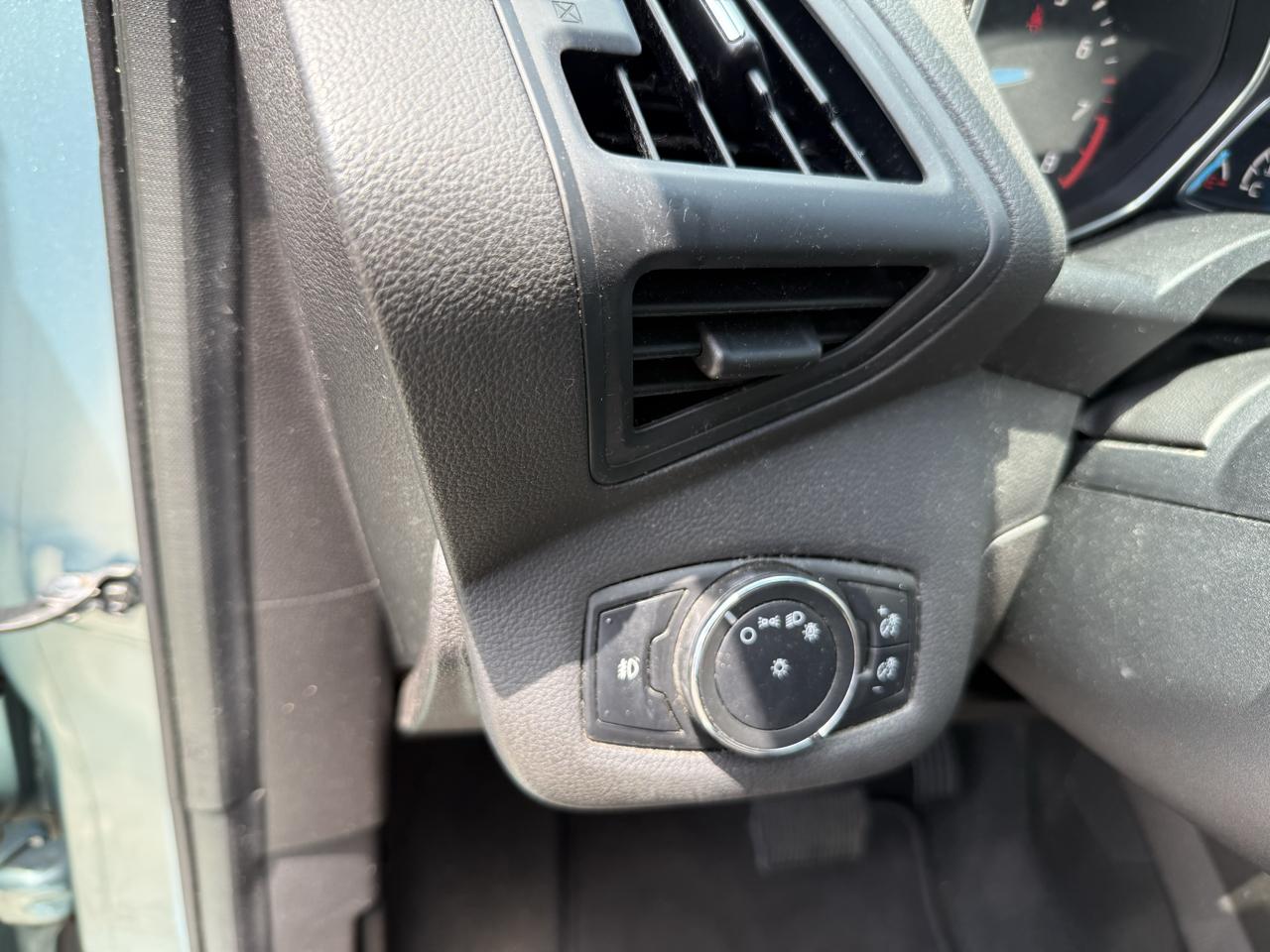Ford Escape SE FWD 2013
