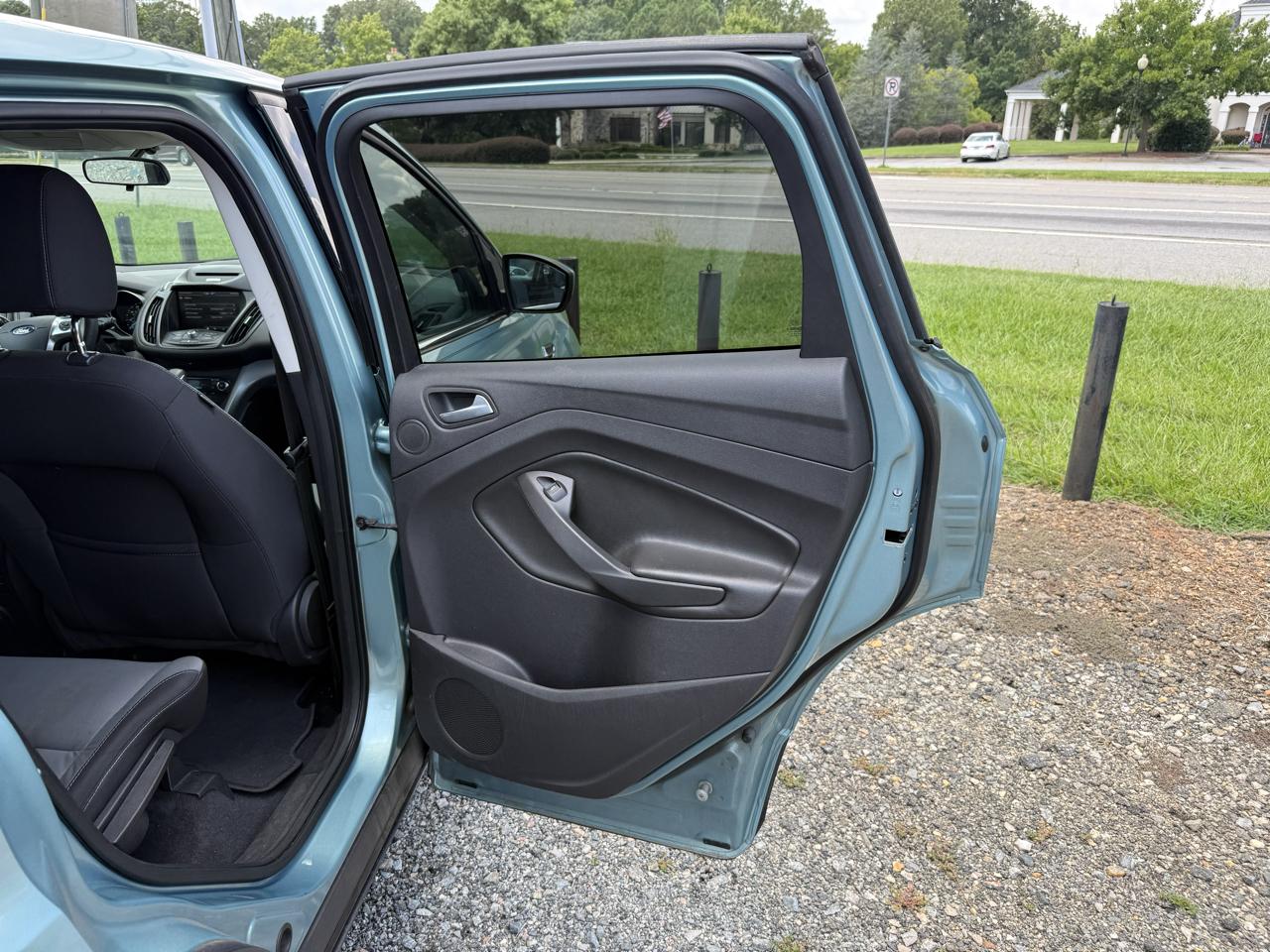 Ford Escape SE FWD 2013