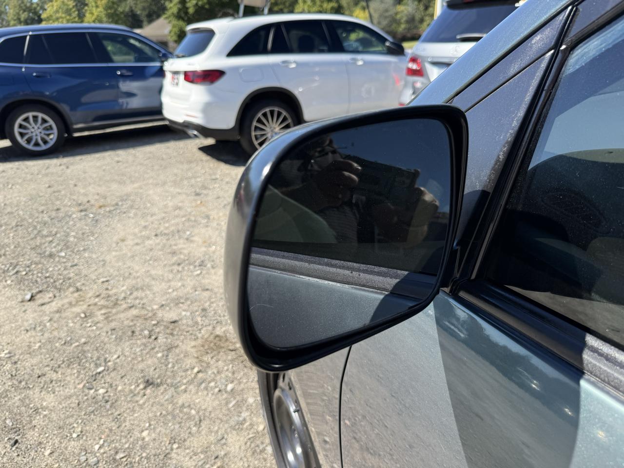 Toyota Sienna LE - 7 Passenger Seating 2005