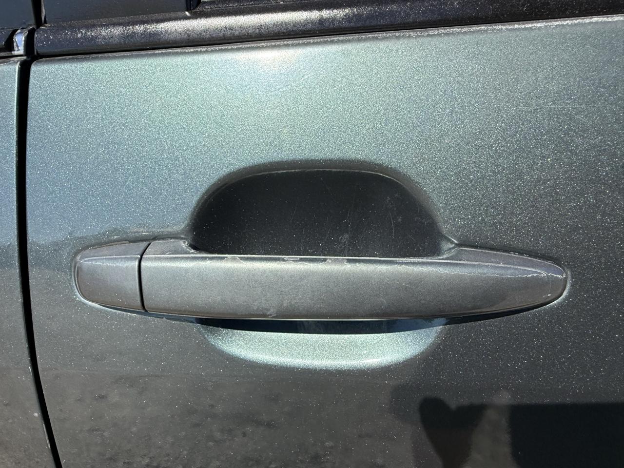 Toyota Sienna LE - 7 Passenger Seating 2005
