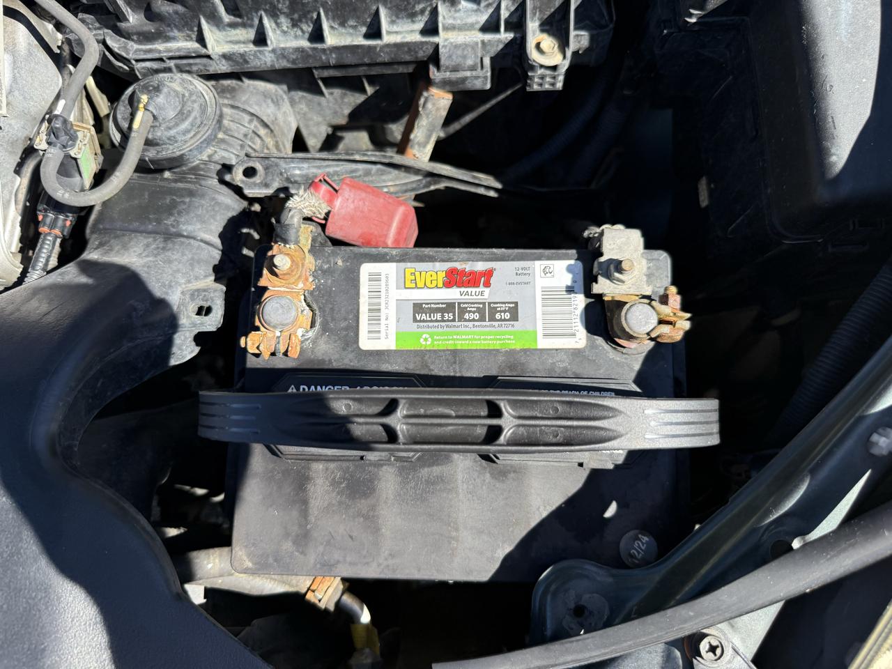 Toyota Sienna LE - 7 Passenger Seating 2005