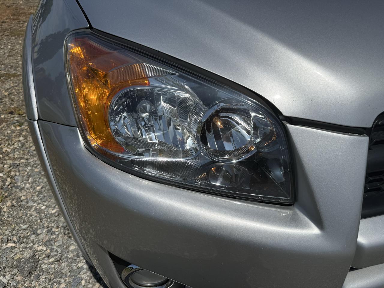 Toyota RAV4 Sport I4 2WD 2012