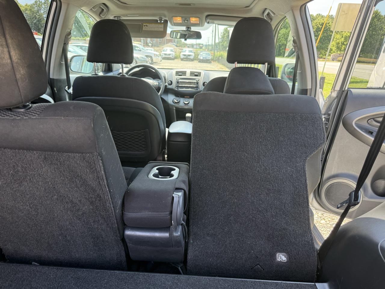 Toyota RAV4 Sport I4 2WD 2012