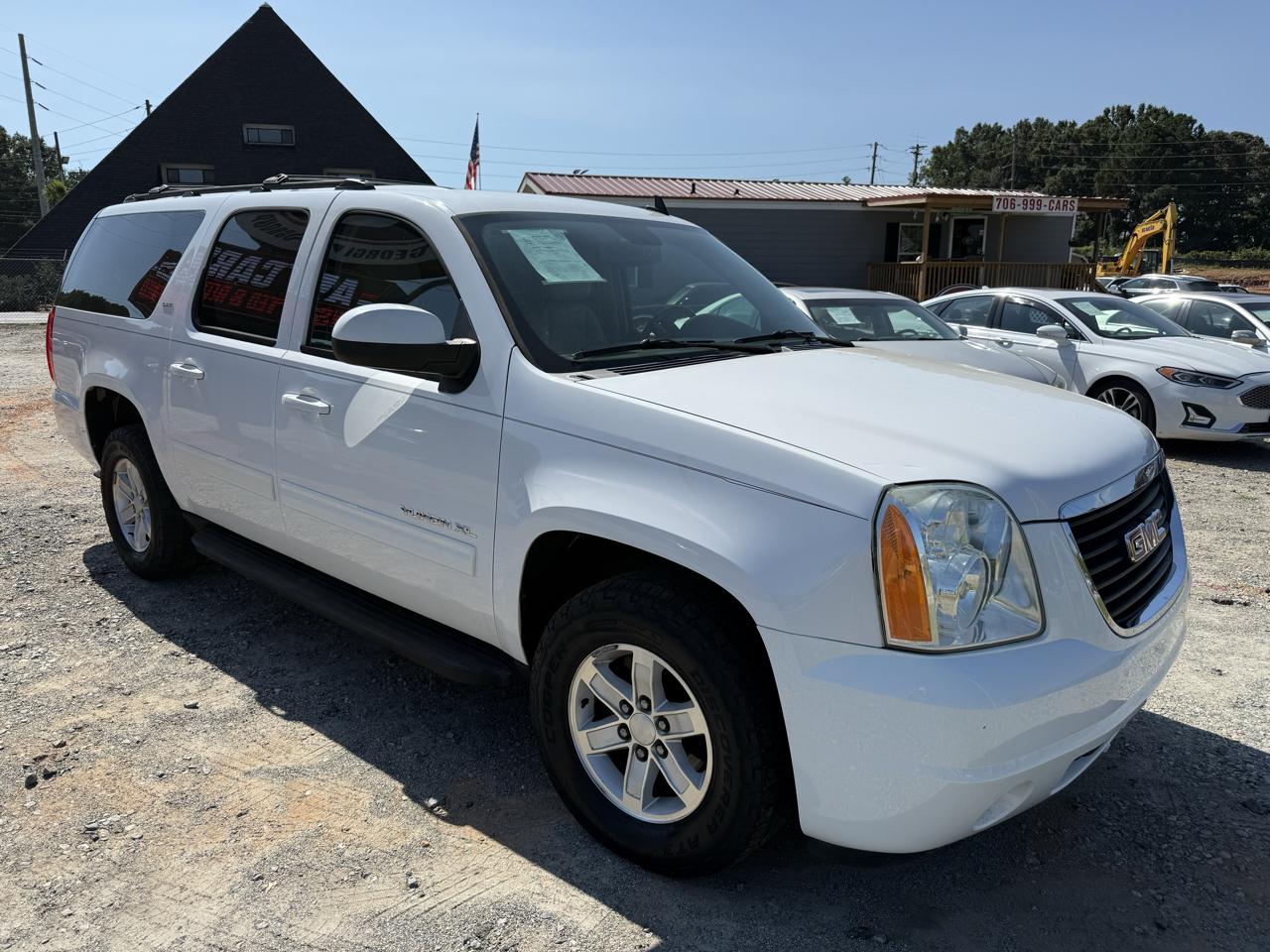 GMC Yukon XL SLT 1/2 Ton 2WD 2013