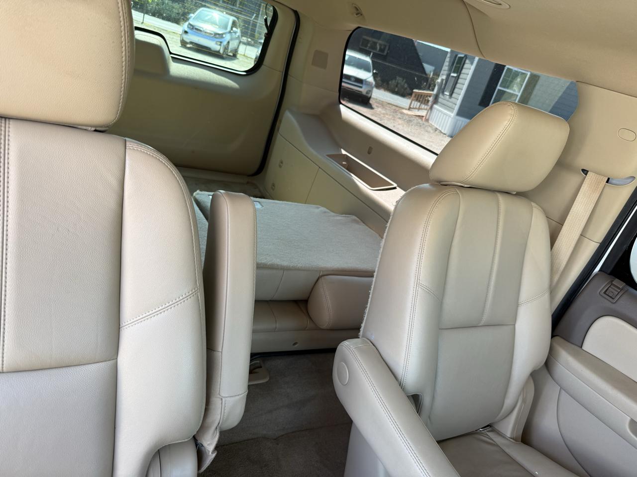 GMC Yukon XL SLT 1/2 Ton 2WD 2013