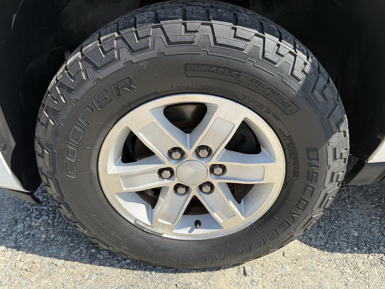 GMC Yukon XL SLT 1/2 Ton 2WD 2013