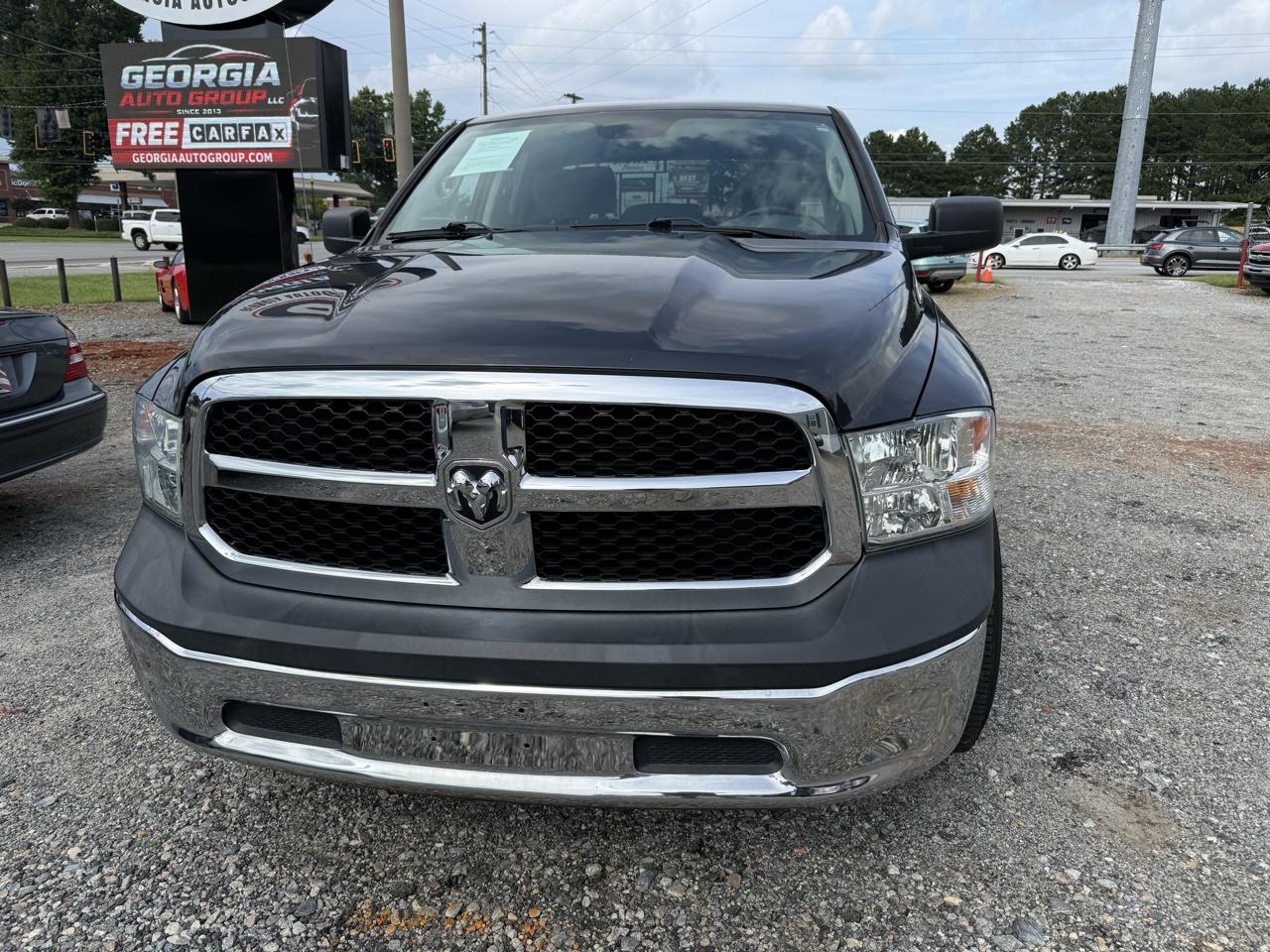 RAM 1500 Tradesman Quad Cab 2WD 2018