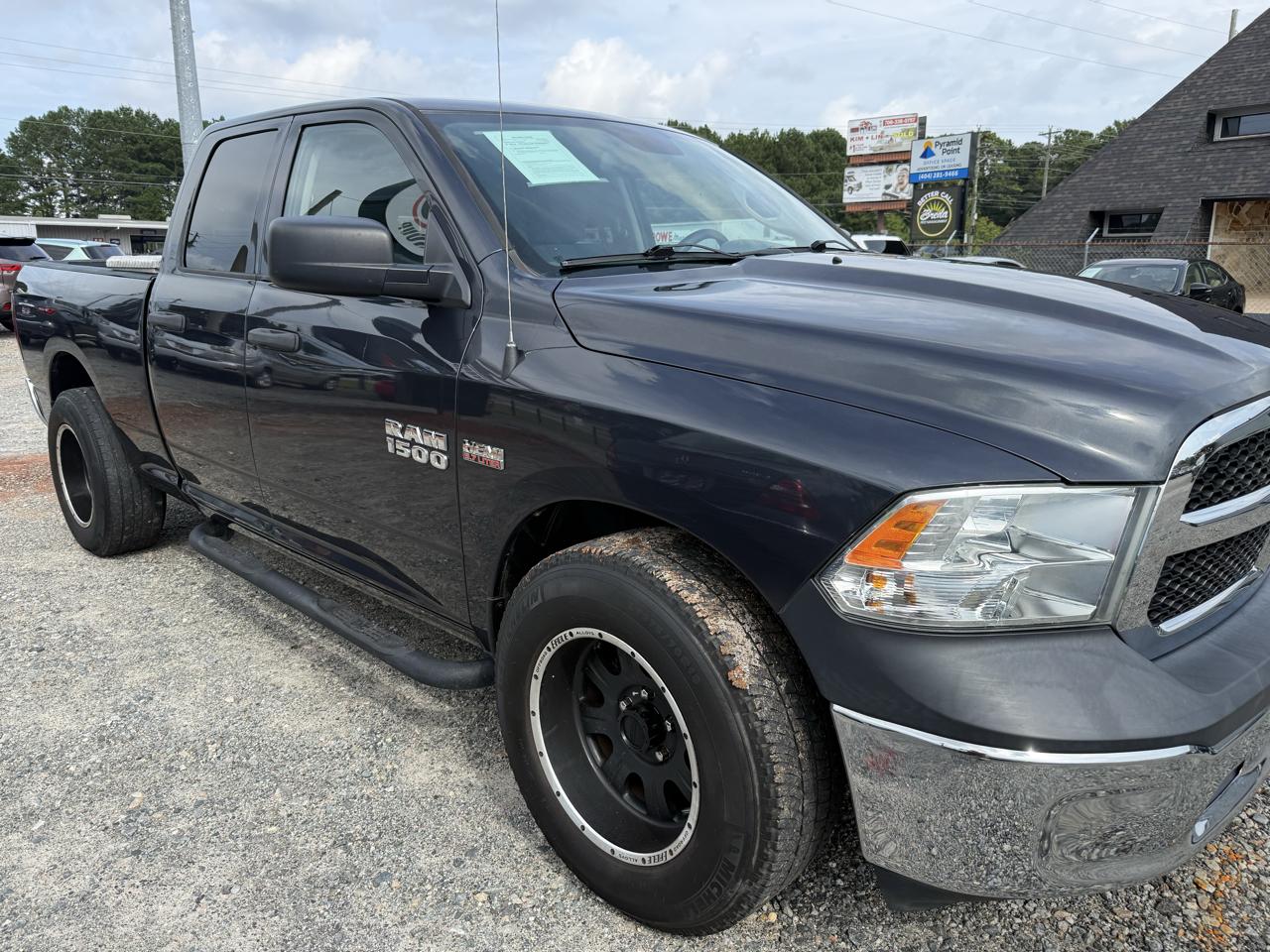 RAM 1500 Tradesman Quad Cab 2WD 2018