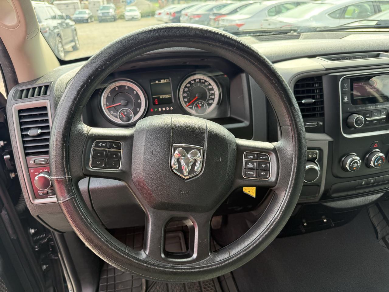 RAM 1500 Tradesman Quad Cab 2WD 2018