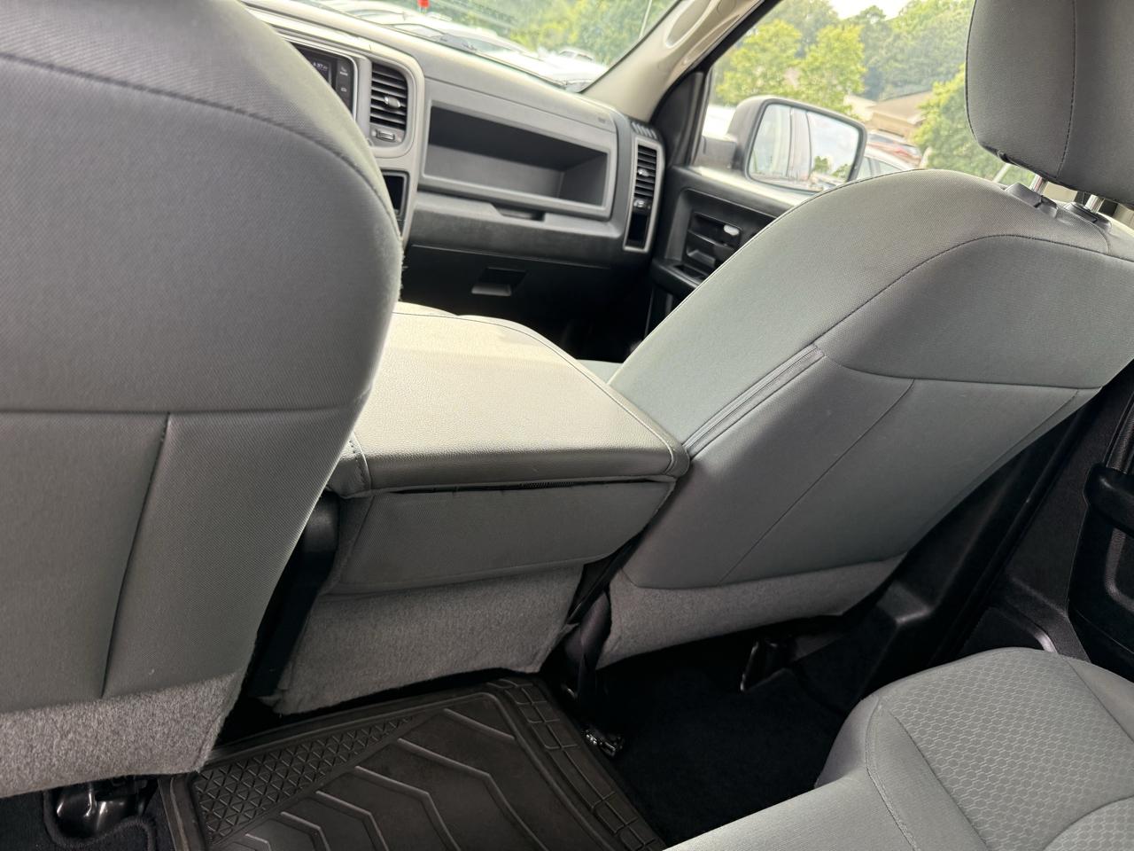 RAM 1500 Tradesman Quad Cab 2WD 2018