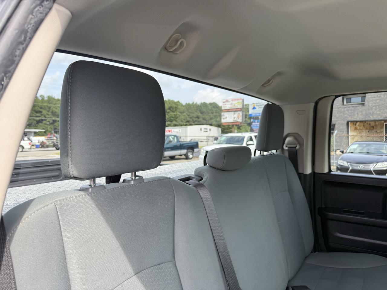 RAM 1500 Tradesman Quad Cab 2WD 2018
