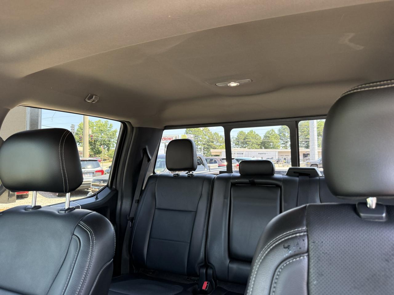 Ford F-150 SuperCrew Crew Cab 139" Lariat 4WD 2017