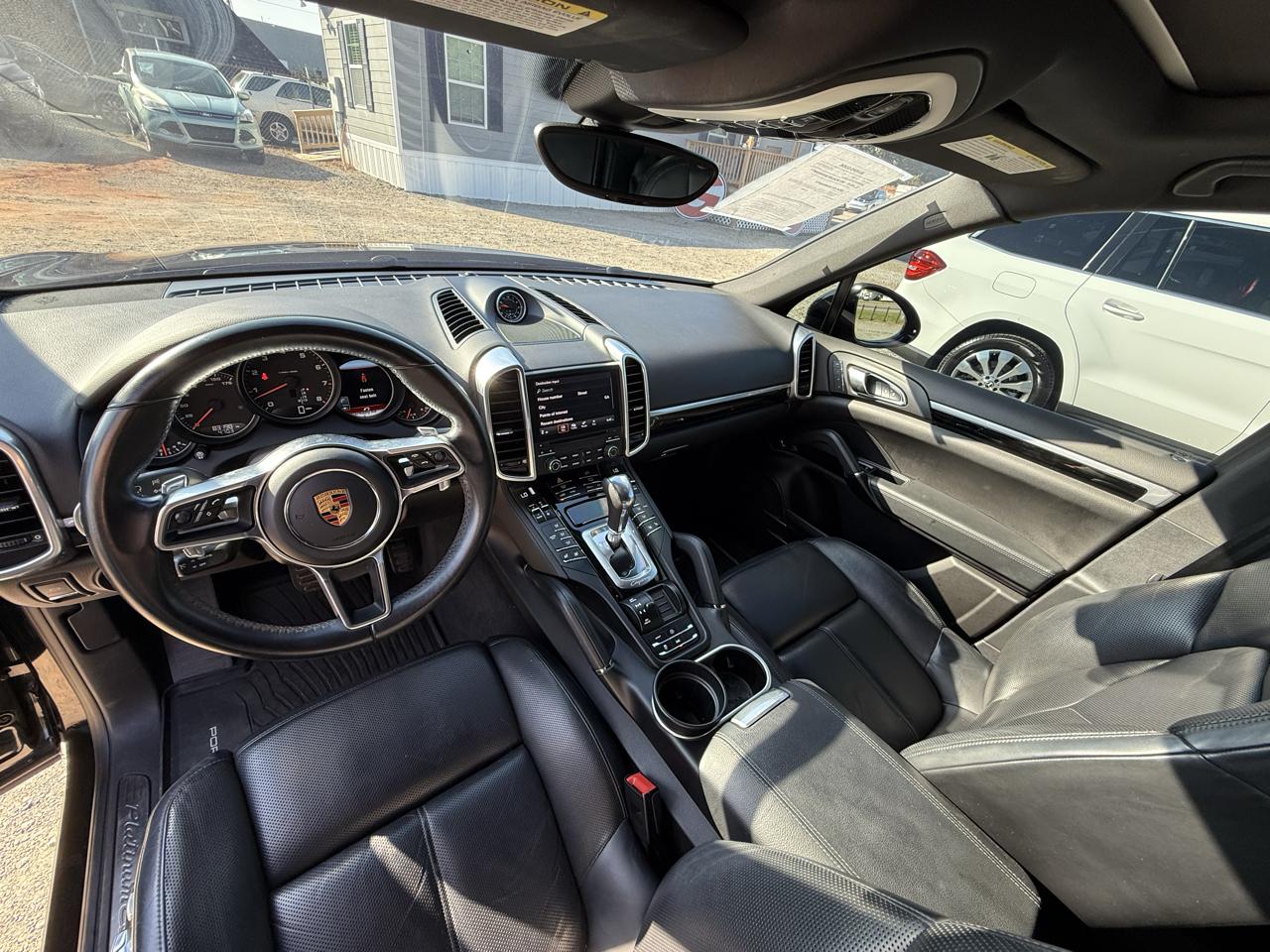 Porsche Cayenne Platinum Edition AWD 2017