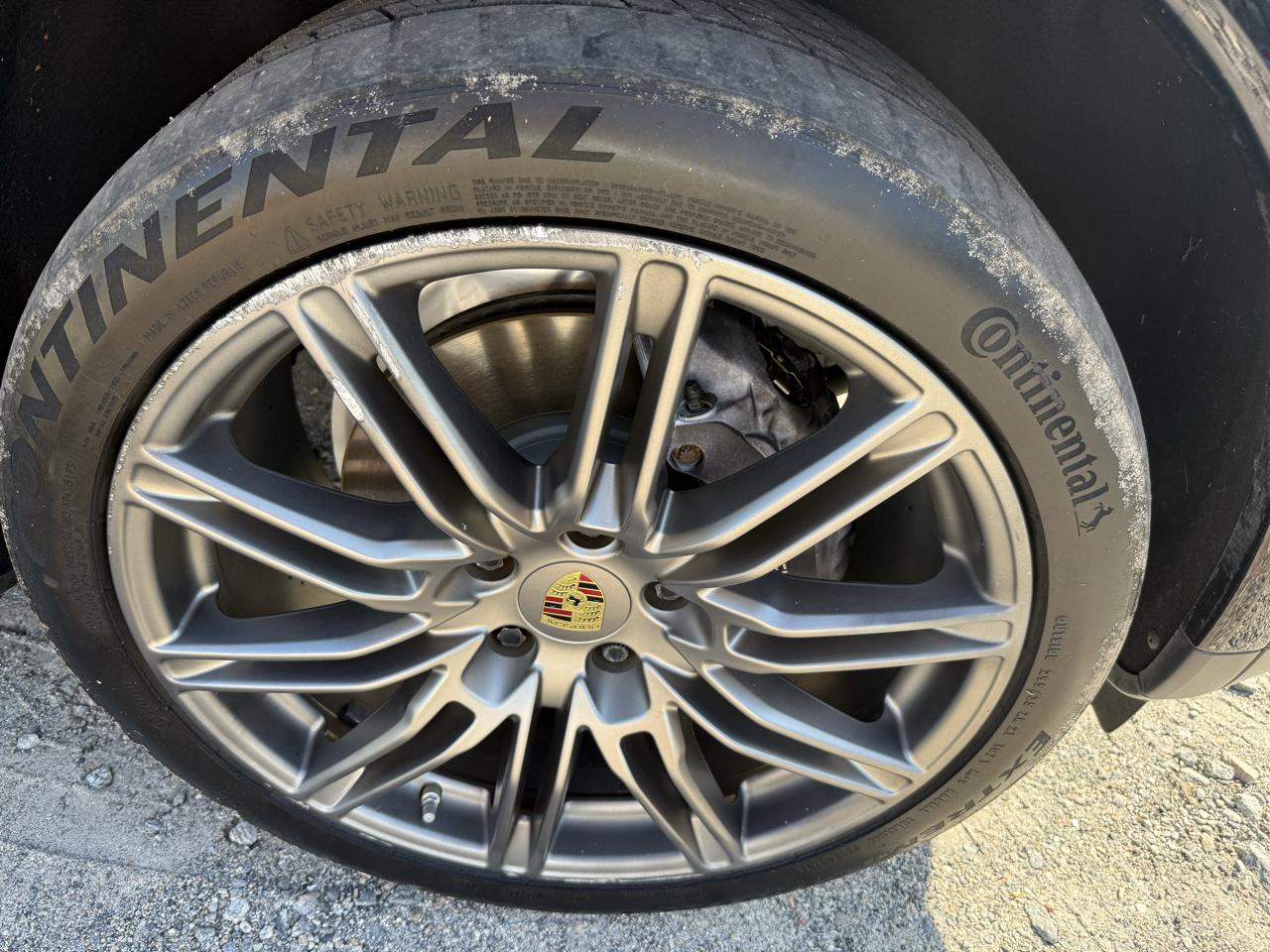 Porsche Cayenne Platinum Edition AWD 2017