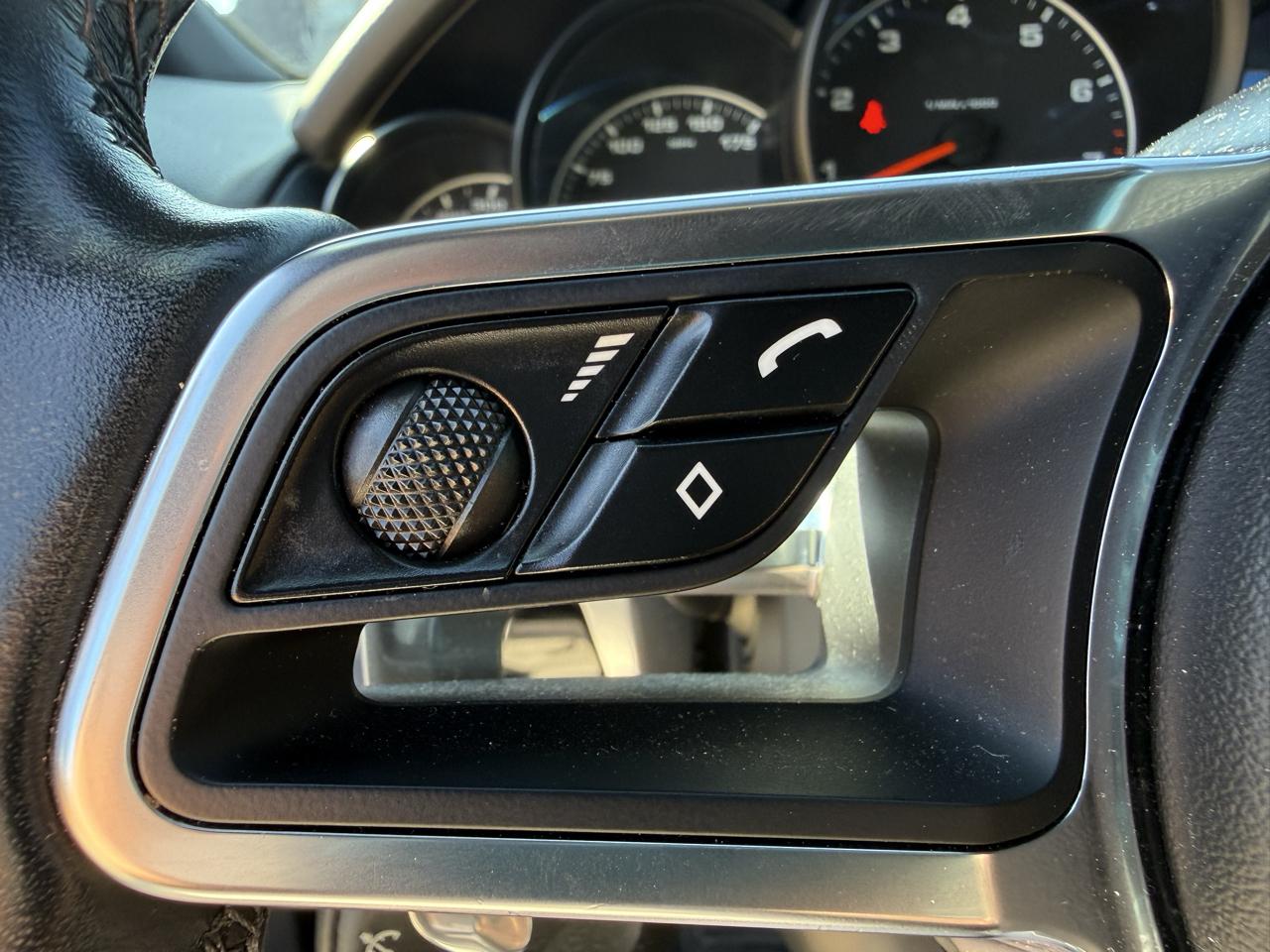Porsche Cayenne Platinum Edition AWD 2017