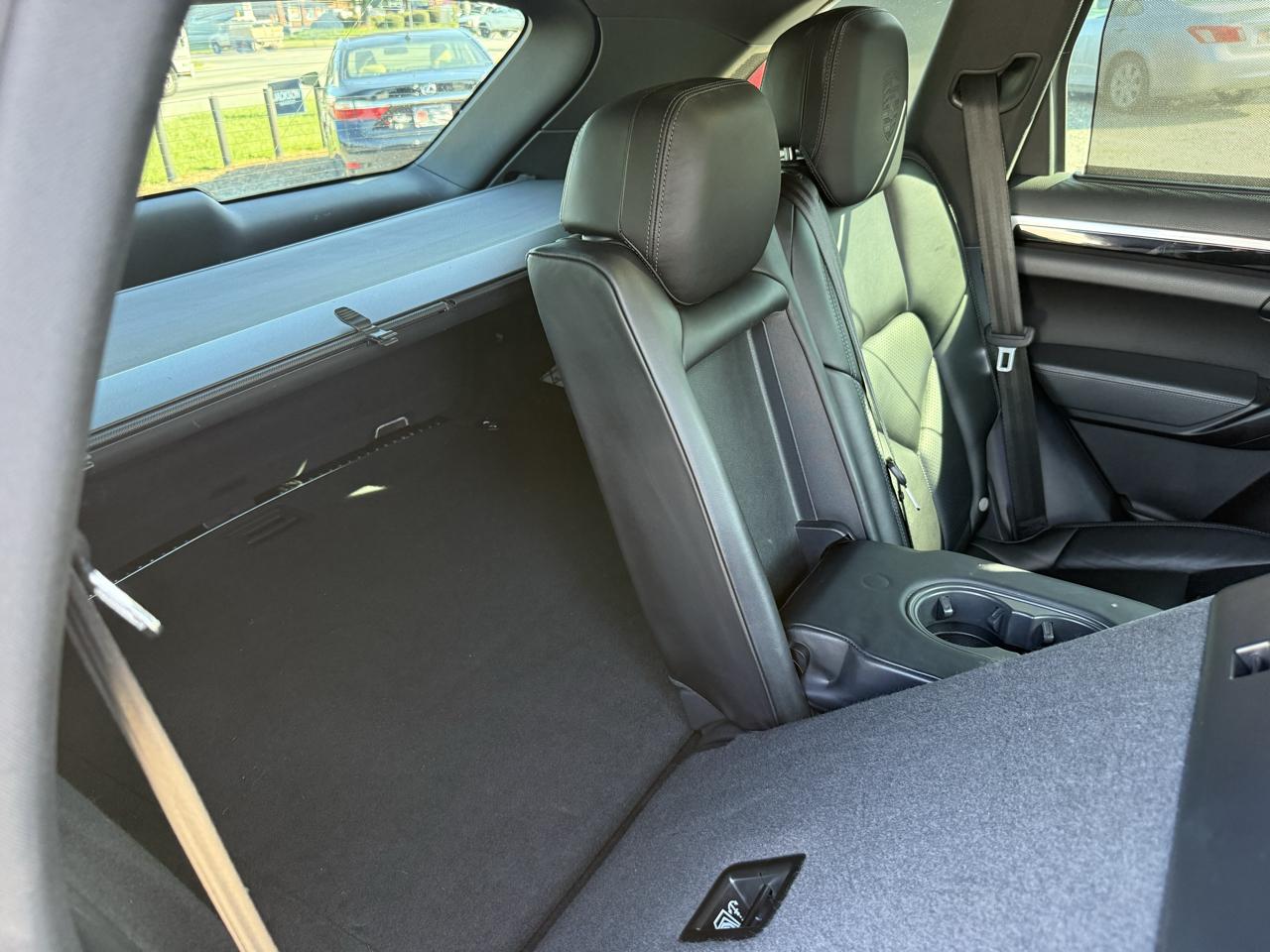 Porsche Cayenne Platinum Edition AWD 2017