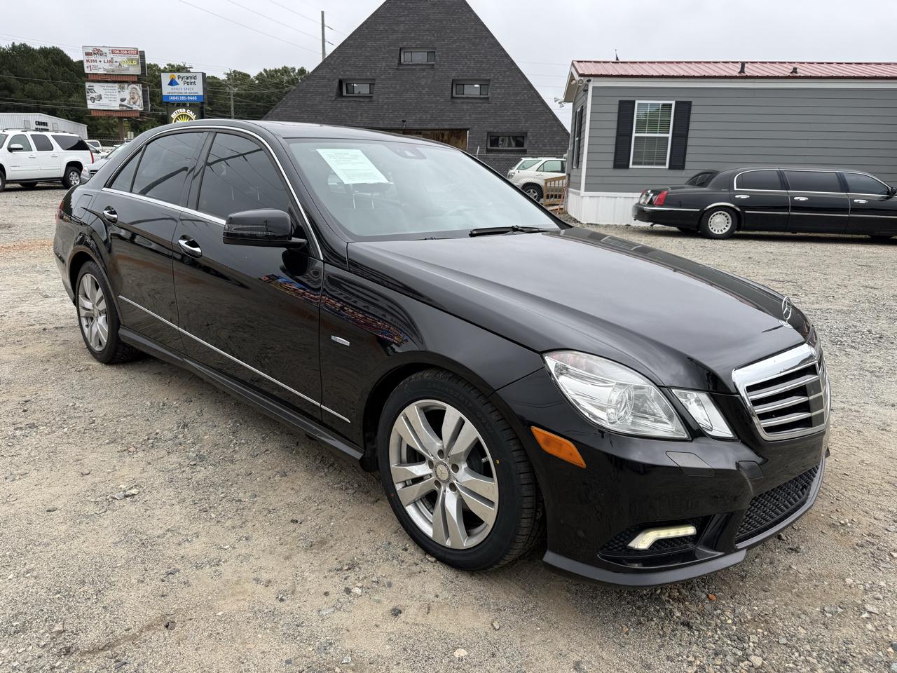 Mercedes-Benz E-Class E350 BlueTEC Sedan 2011