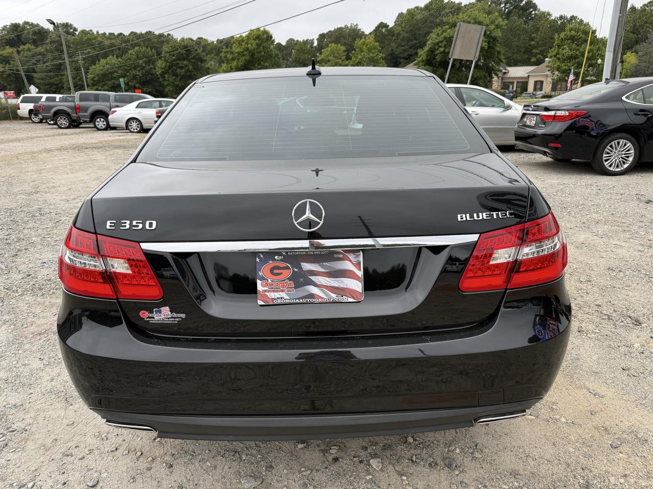 Mercedes-Benz E-Class E350 BlueTEC Sedan 2011