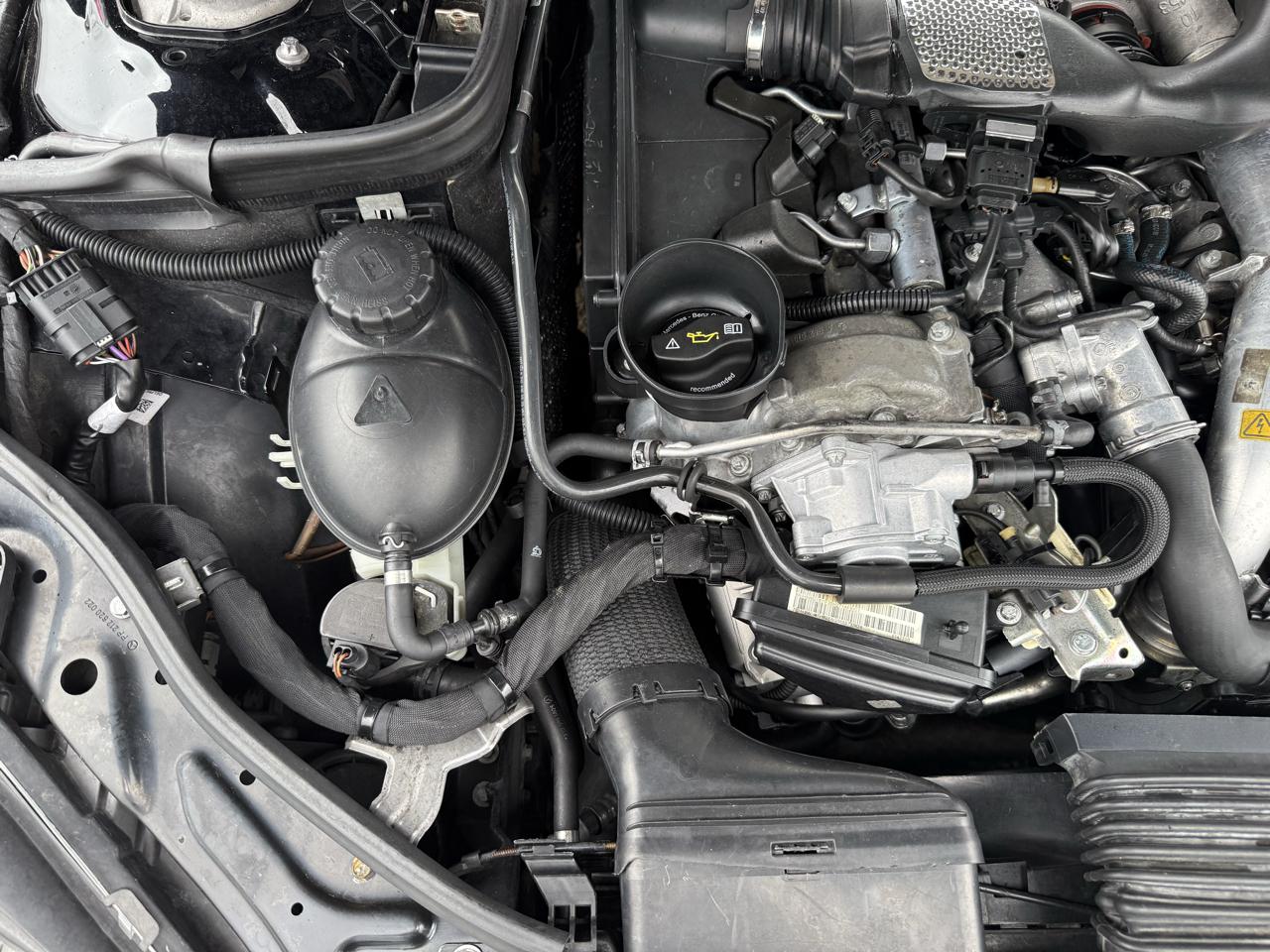 Mercedes-Benz E-Class E350 BlueTEC Sedan 2011