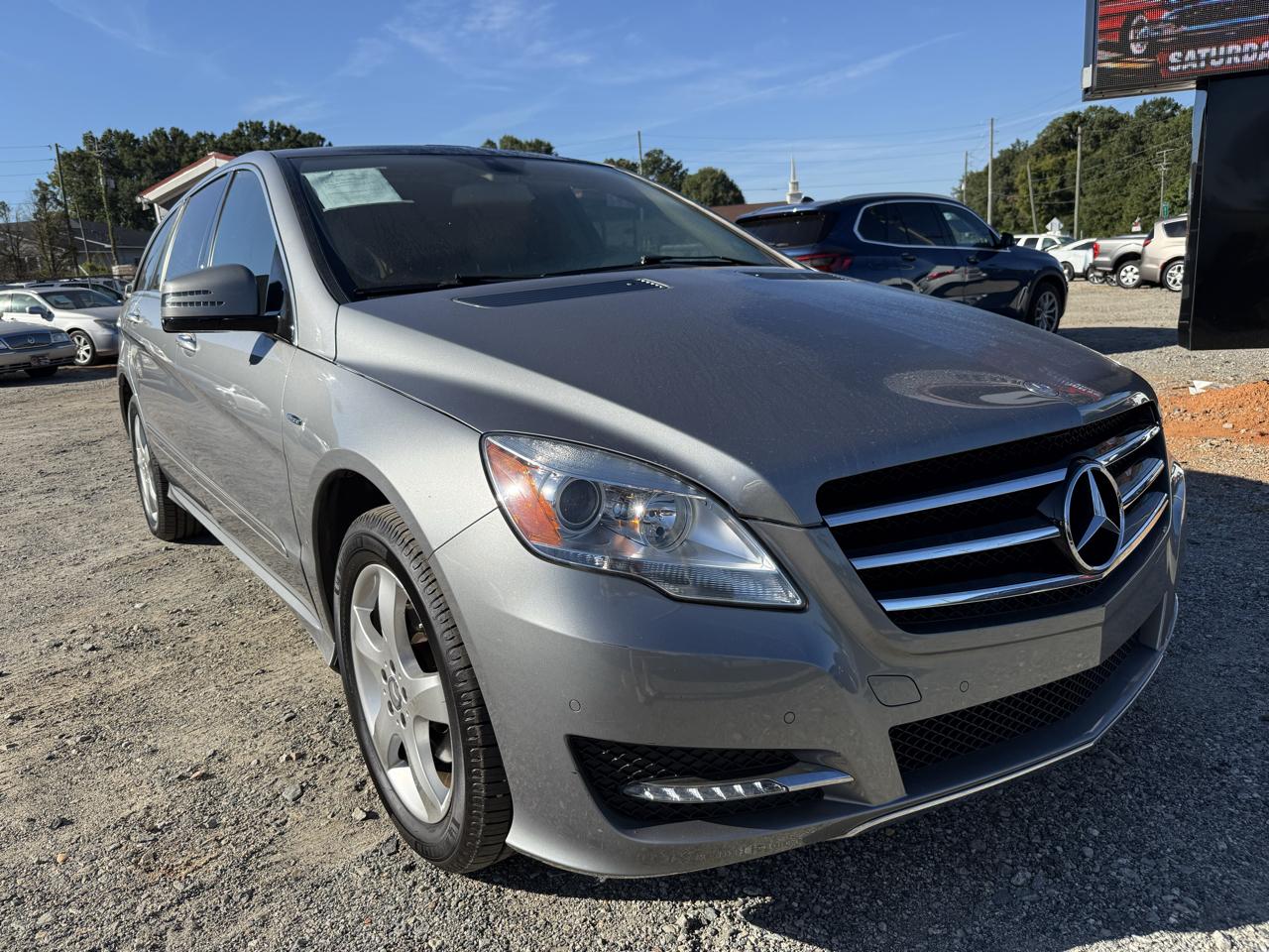 Mercedes-Benz R-Class R350 4MATIC w/ 3rd Row 2012