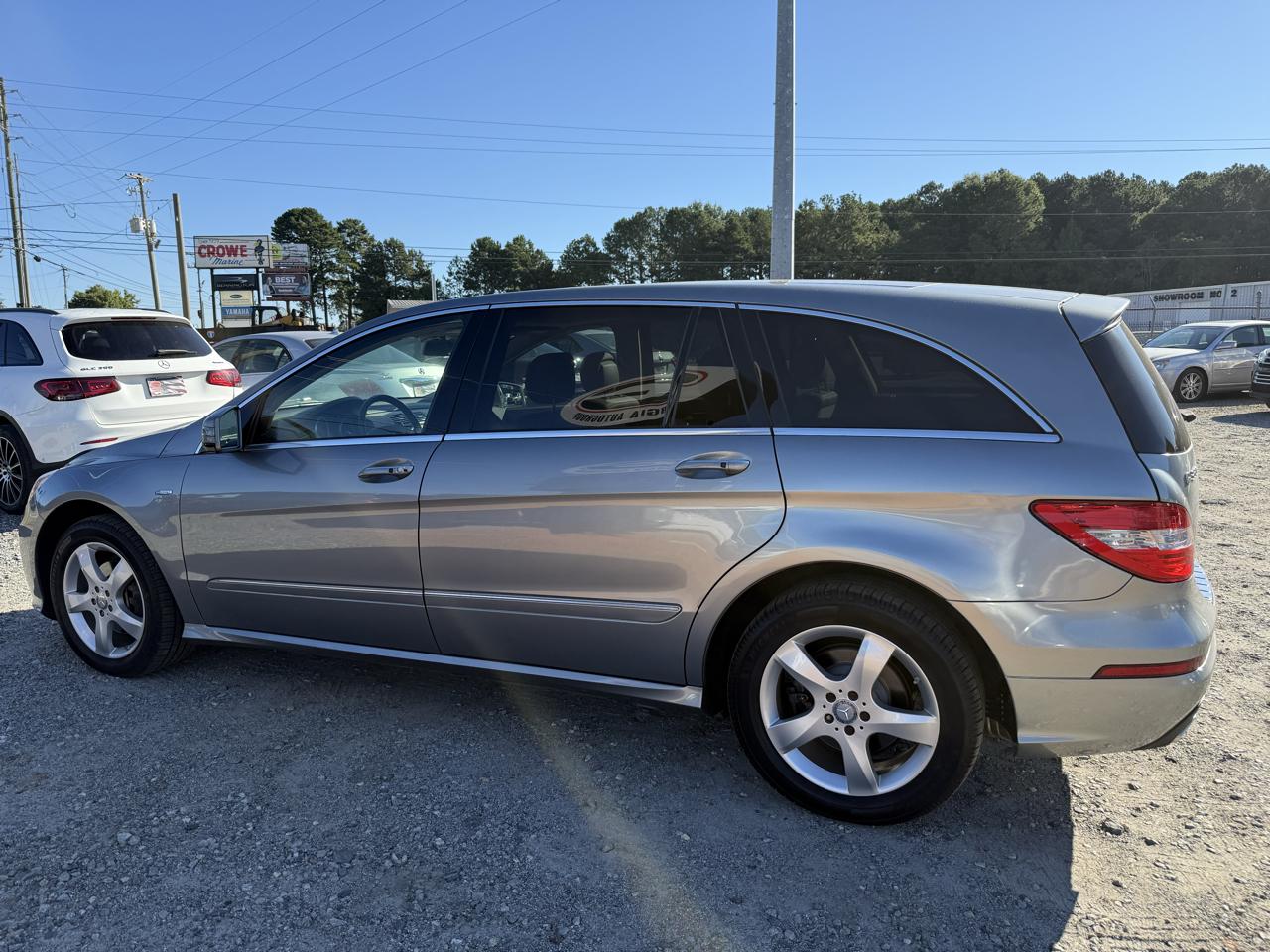 Mercedes-Benz R-Class R350 4MATIC w/ 3rd Row 2012