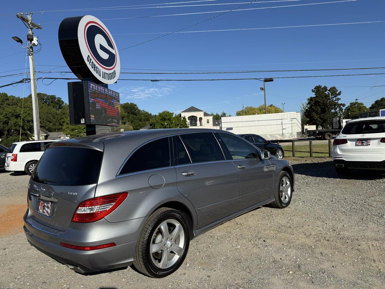 Mercedes-Benz R-Class R350 4MATIC w/ 3rd Row 2012