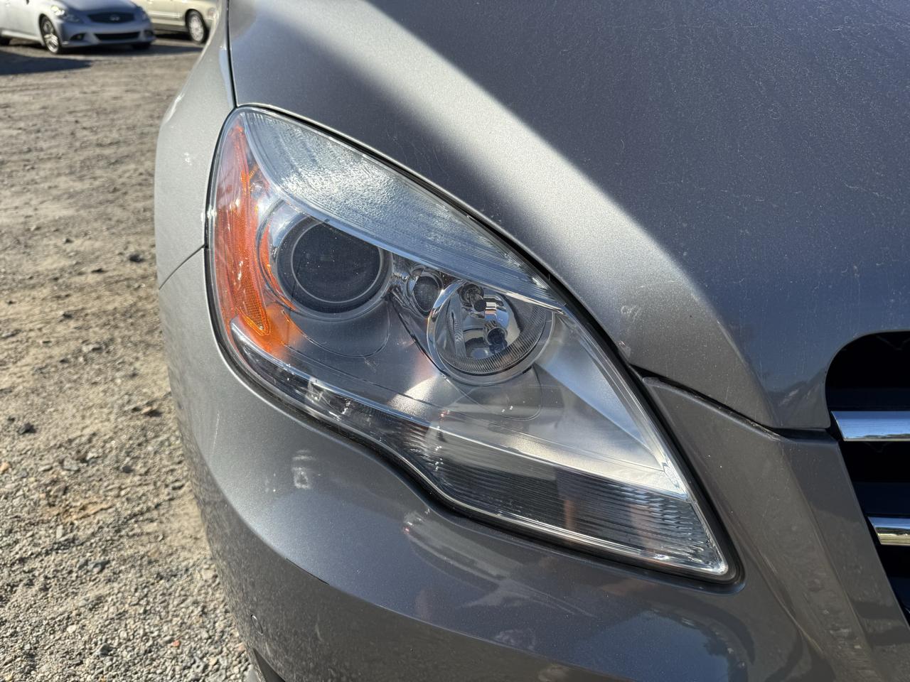 Mercedes-Benz R-Class R350 4MATIC w/ 3rd Row 2012