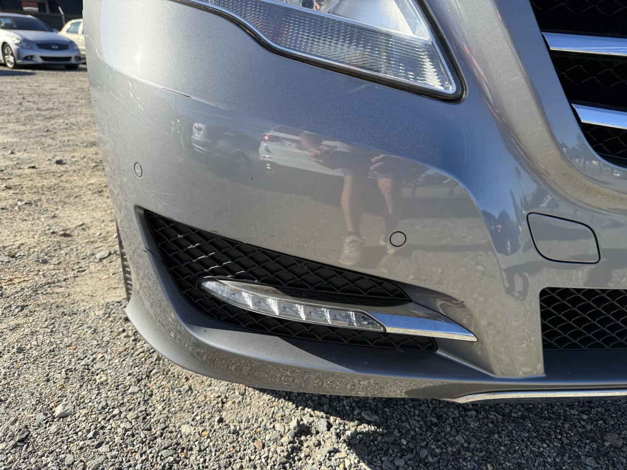 Mercedes-Benz R-Class R350 4MATIC w/ 3rd Row 2012