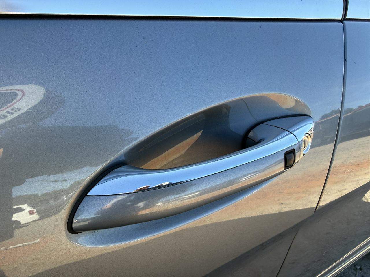 Mercedes-Benz R-Class R350 4MATIC w/ 3rd Row 2012