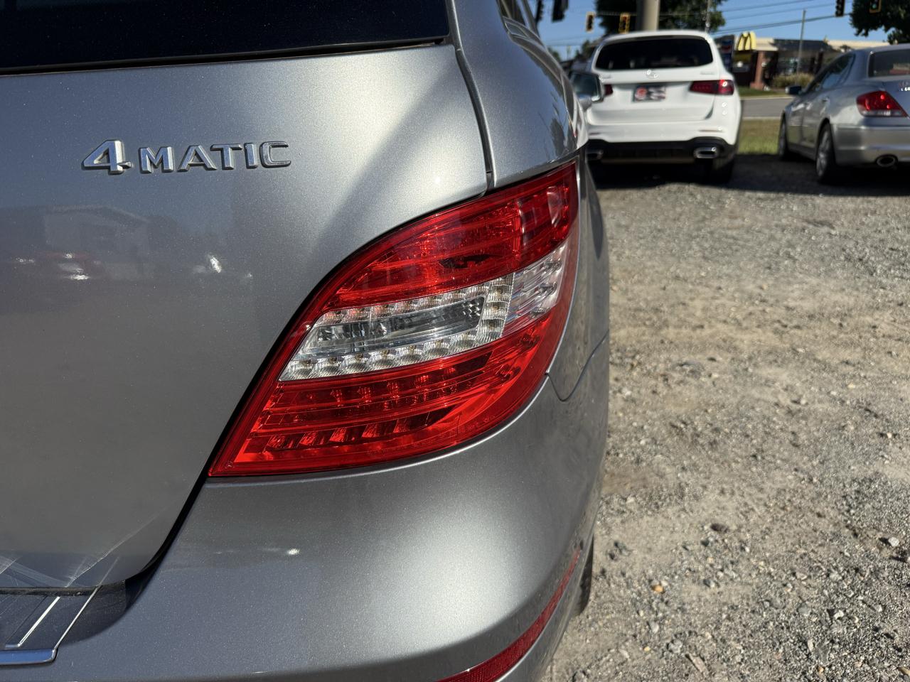 Mercedes-Benz R-Class R350 4MATIC w/ 3rd Row 2012