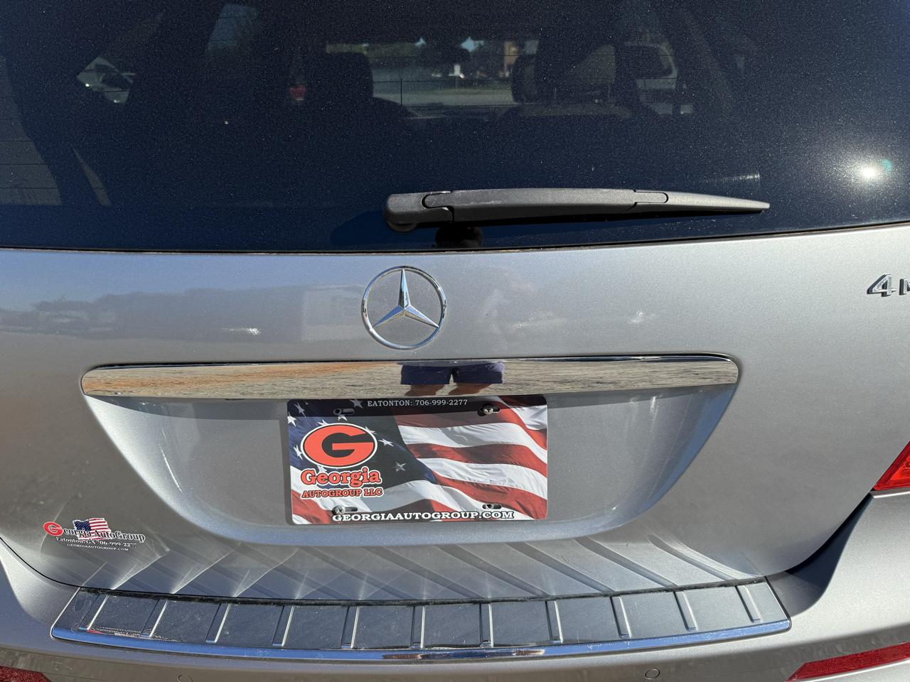 Mercedes-Benz R-Class R350 4MATIC w/ 3rd Row 2012