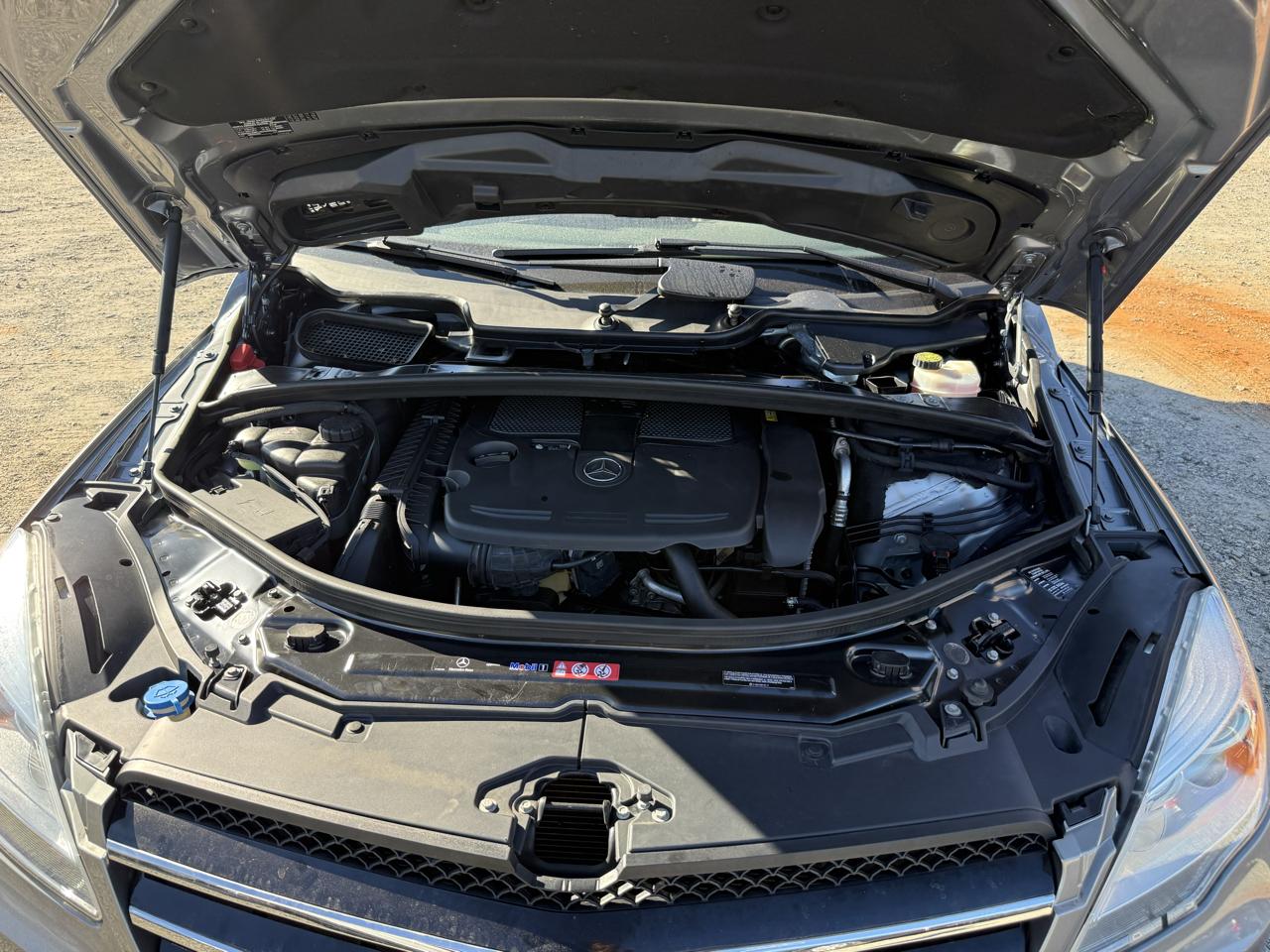 Mercedes-Benz R-Class R350 4MATIC w/ 3rd Row 2012