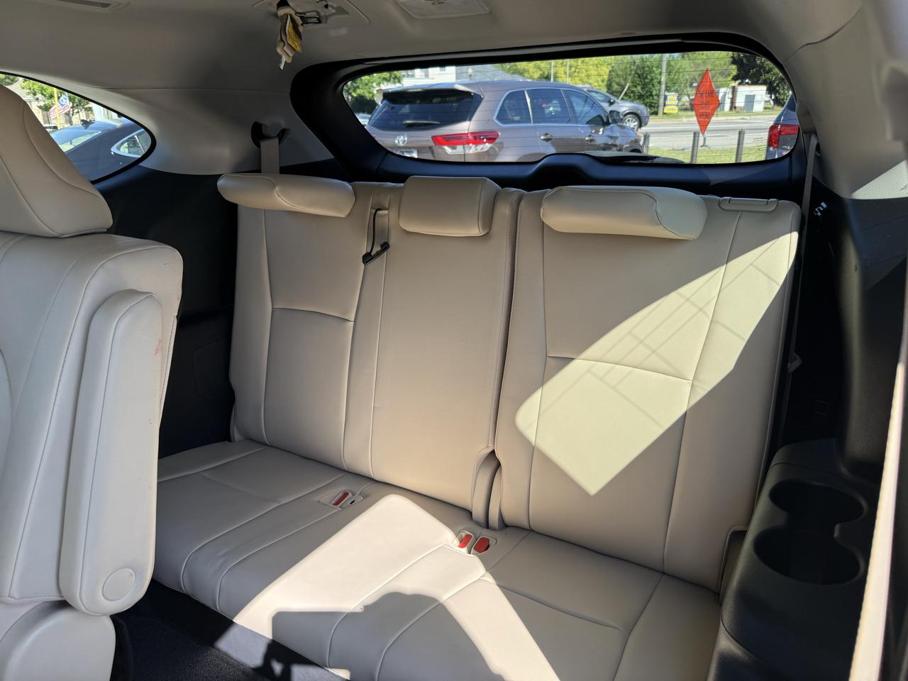 Toyota Highlander XLE FWD V6 2021