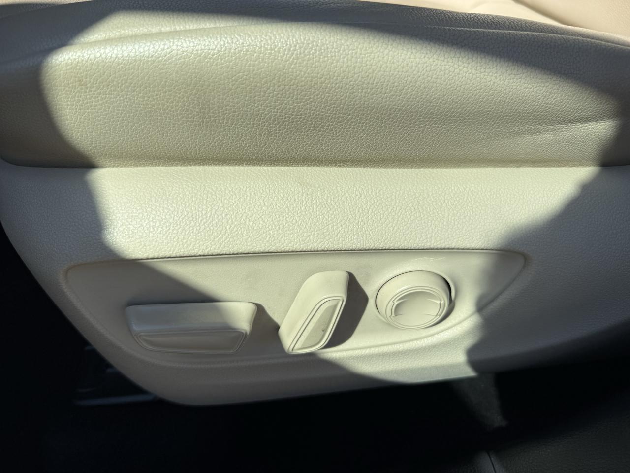Toyota Highlander XLE FWD V6 2021
