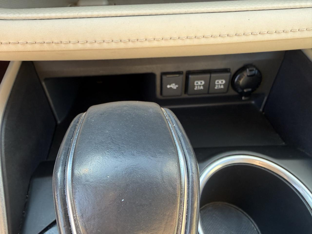 Toyota Highlander XLE FWD V6 2021